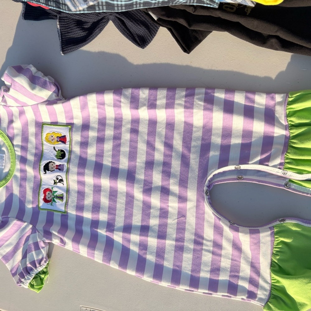 Halloween baby girl boutique clean out!